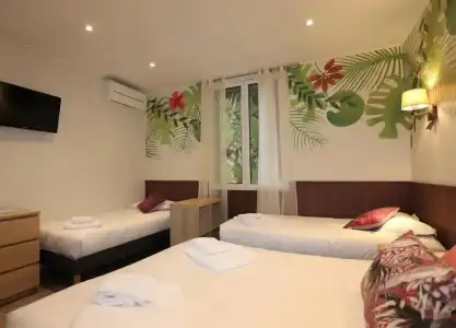 Hôtel Pavillon Impérial - 69