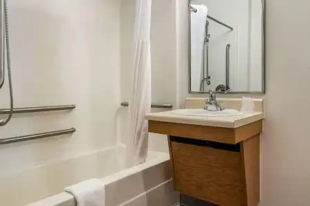 WoodSpring Suites Abilene - 19