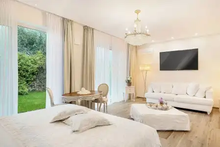 Dreams Guest House - 160