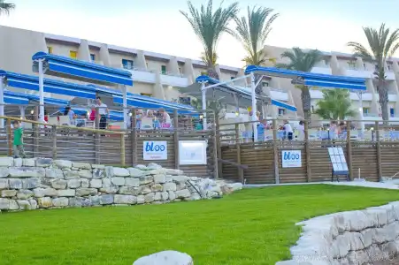 MyroAndrou Beach Apartments - 0