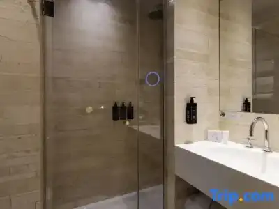 Hôtel Le Marianne - 108