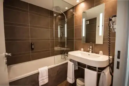 Mercure Bourg En Bresse - 64
