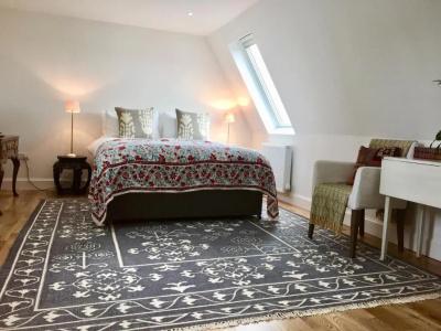Antler Guest House - 35