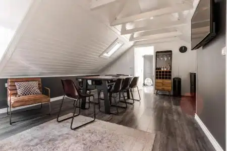 Vintage Apartment - 32