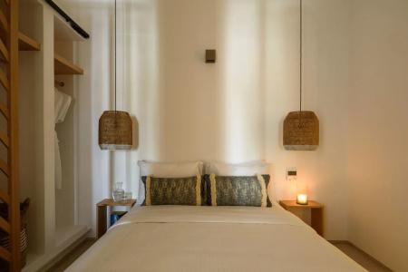 Este Luxury Suites - 3