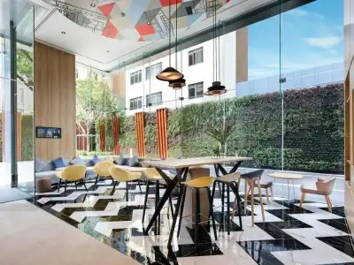 Oakwood Suites Bangkok - 16