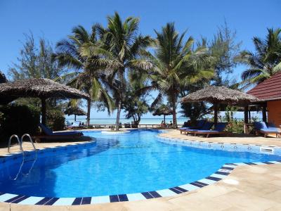 Mnarani Beach Cottages - 12