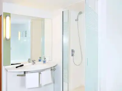 ibis budget Zurich City West - 8