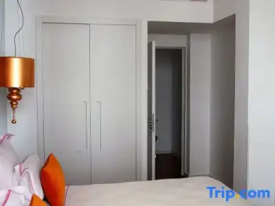 The 7, Suites, Studios & Apartments - 51