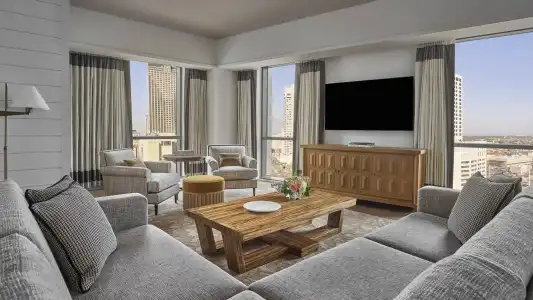 Four Seasons New Orleans - 15