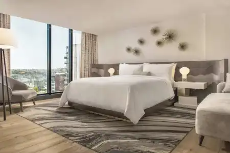 JW Marriott Parq - 141