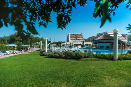 Savoy Beach & Thermal Spa - 25