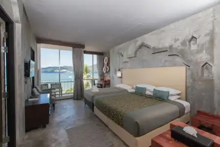Patong Signature Boutique - 15