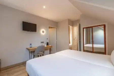 Kyriad Saint Malo centre Plage - 92