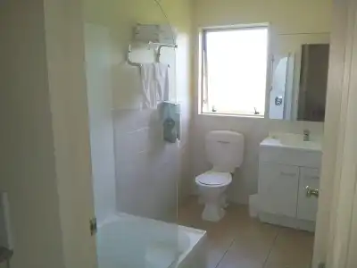 Avondale Motor Inn - 22