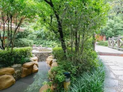 Poly International Hot Spring - 10