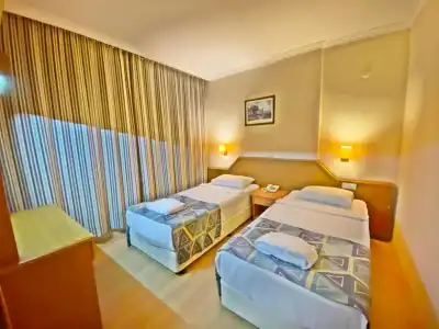 Select Suite & Apart - 57