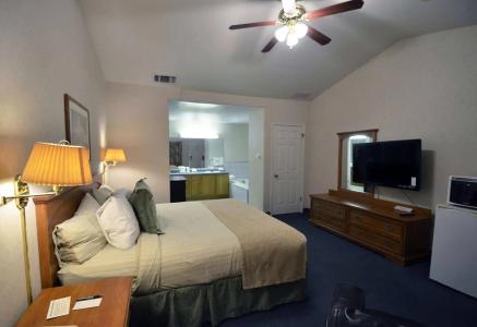 Garden Inn and Suites Fresno - 5