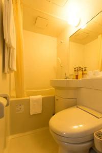 Toyoko Inn Sendai Nishi-Guchi Hirose-Dori - 7