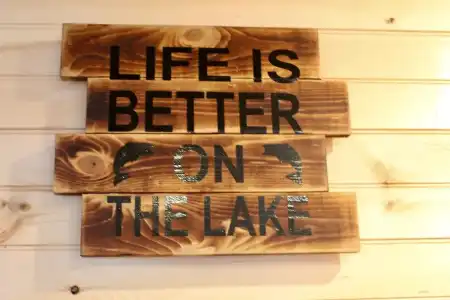 Sundowner on Lake George - 72