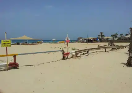 Q Village - Poleg Beach - 4