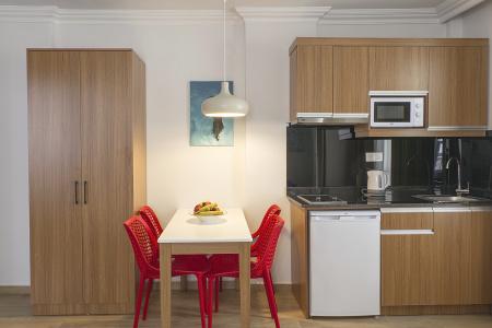 Comfort Suites - 13