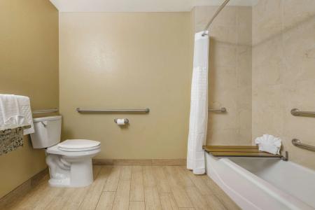 Best Western Plus Oceanside Palms - 64