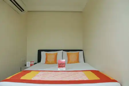 OYO 115 Safari 1 - 3
