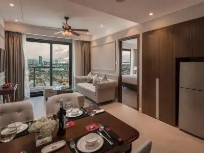 Altara Suites Da Nang by AHG - 7