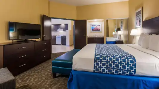 Best Western Naples Plaza - 35