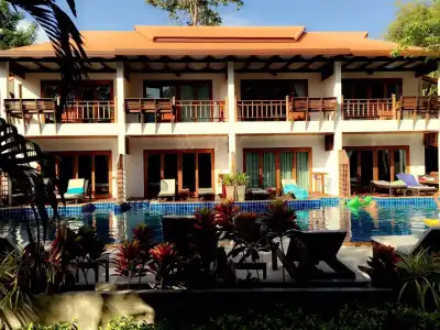 Blue Diamond Resort - 25