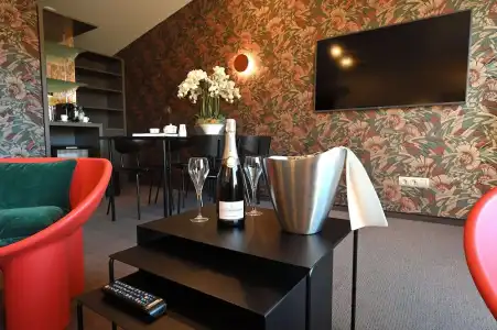 Dali Hôtel - Restaurant - 71
