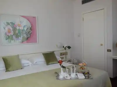 Starhotels Cristallo Palace - 10