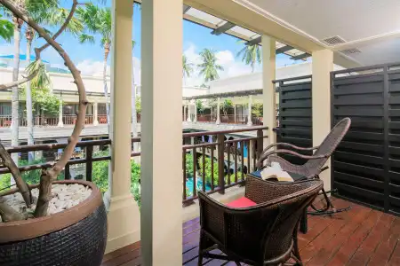 Burasari Phuket Resort & Spa - 11