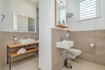 Bretia Apartments - 63