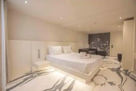 June Alaçatı (+15 Adult only) - 32