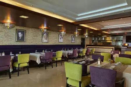 Hilton Alexandria Corniche - 37