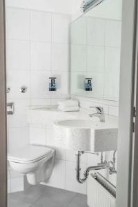 Astor & Aparthotel - 14