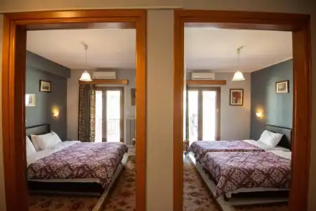 Domus Inn - 100