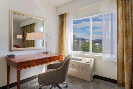 Hampton Inn Anchorage - 58