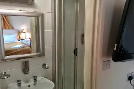 Acorn Guest House - 6