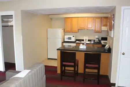 Hawthorn Extended Stay by Wyndham Wichita - 45