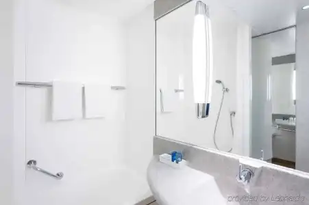 Novotel Ieper Centrum Flanders Fields - 9