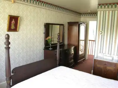 Martine Inn - 71
