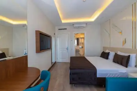 The Byzantium Suites & Spa - 72
