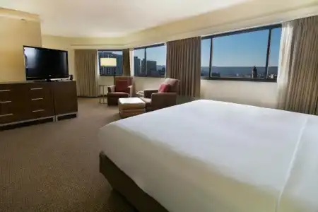 DoubleTree by Hilton Spokane City Center - 86