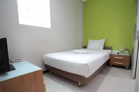 LeGreen Suite Tebet - 23