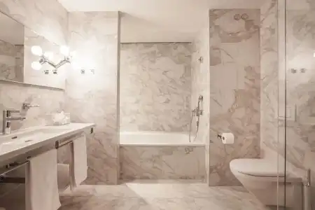 EMA House Suites - 55