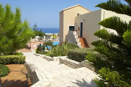 Pilot's Villas Luxury Suites - 12