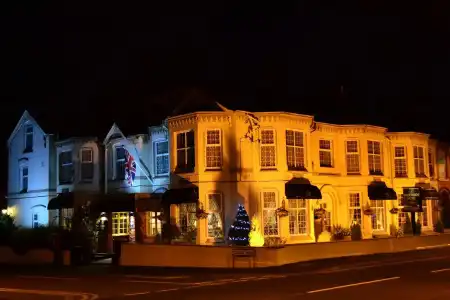 Brookside & Restaurant - 0